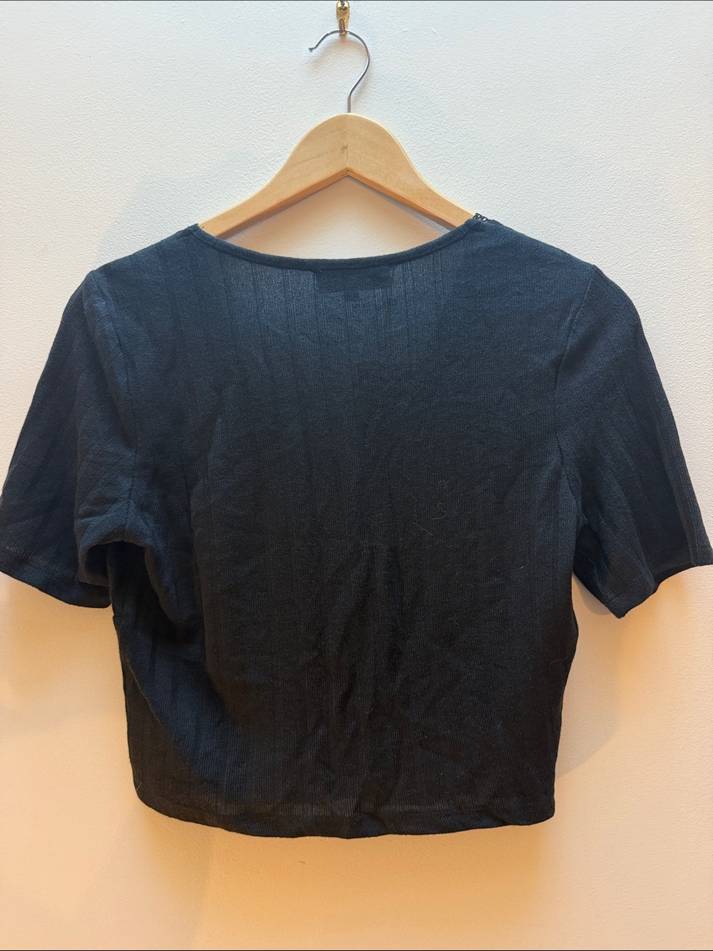 RIHOAS Black Short Sleeve V-Neck Button Front Top - Picture 3 of 4